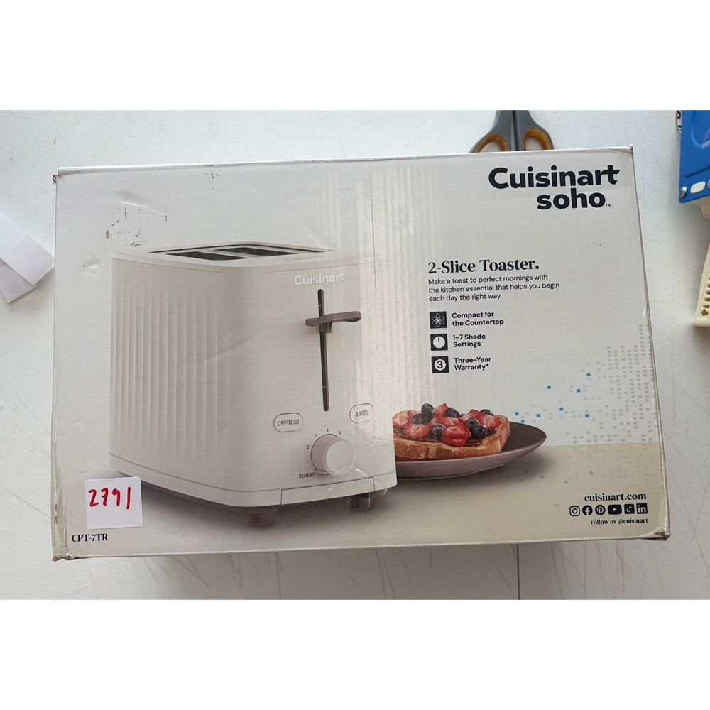 New Cuisinart Soho Collection 2 Slice Toaster, Reheat and Bagel Setting Truffle - Picture 2 of 5